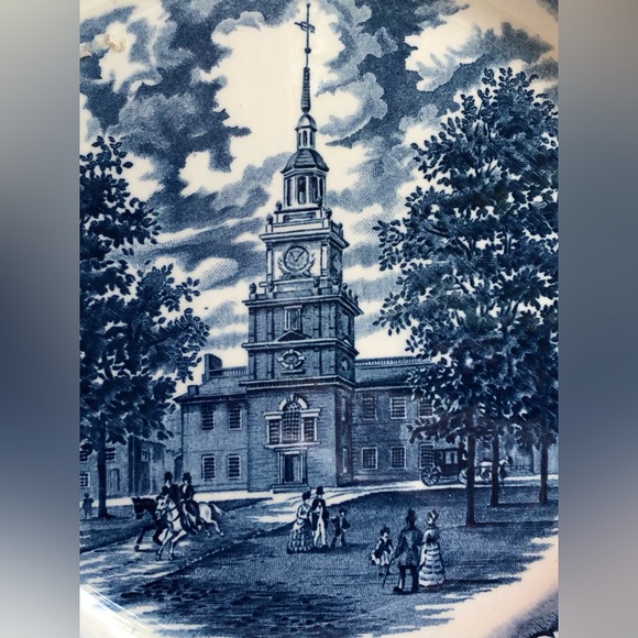 Historic Colonial Scenes Plate *Liberty Blue* Independence Hall - Picture 2 of 6